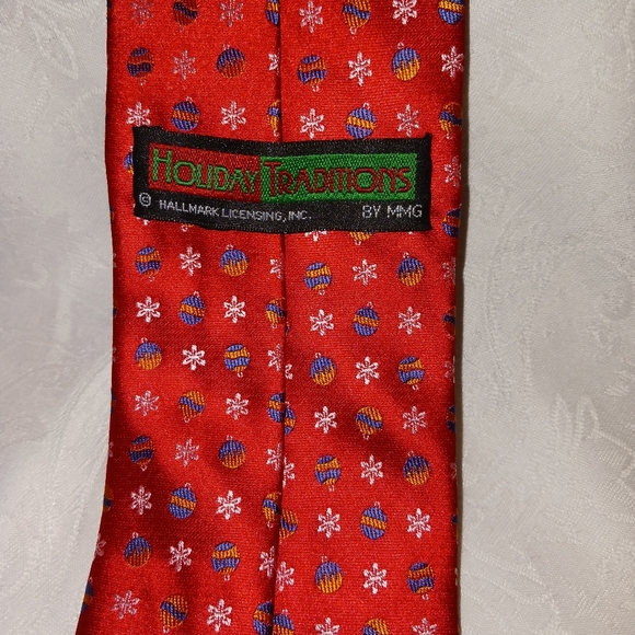 3 Christmas Ties Holiday Traditions by Hallmark Florence BK Inc & LS Ayres - Picture 7 of 10
